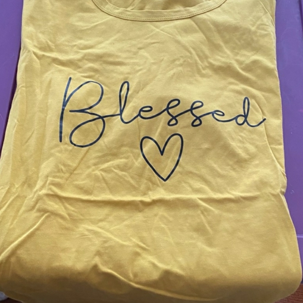 Women’s graphic‎ Tshirt